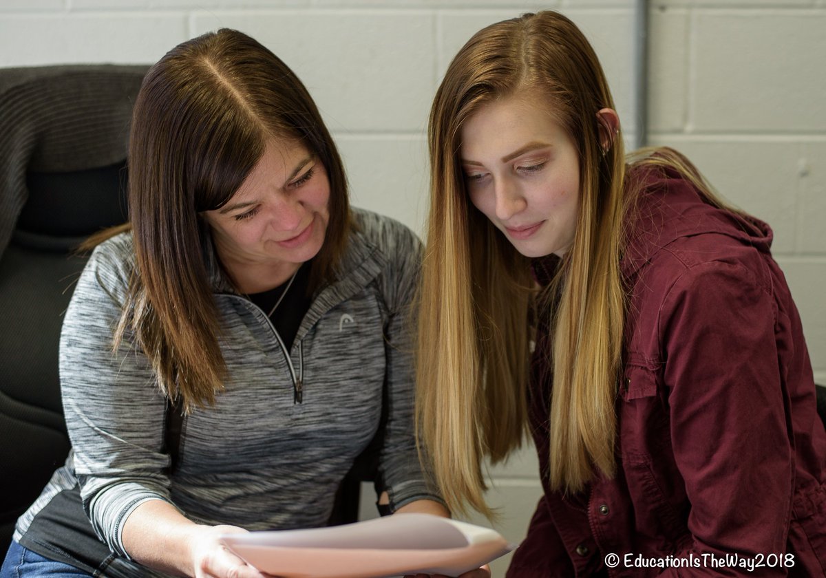 Mrs. Montgomery and Katelynne happily reviewing Katelynne's EITW scholarship application before submitting it today. <a href="/GMHS_Counselors/">GMHS Counselors</a> <a href="/GMHSClassof2018/">GMHS Class of 2018</a> <a href="/DrJaivir/">Dr. Jaivir Singh</a> <a href="/GMschools/">Groveport Madison Schools</a> <a href="/vblubaugh1/">Victoria Blubaugh</a>