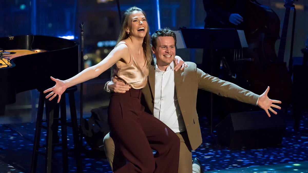 LincolnCenter's tweet photo. Got an hour this weekend? @nytimes recommends #LFLC's broadcast with @sfosternyc, April 20 at 9 p.m. on @PBS. (Check local listings.) >> https://t.co/sRNFx4cgCK 📺 ✨ https://t.co/MfEuuOS0T2