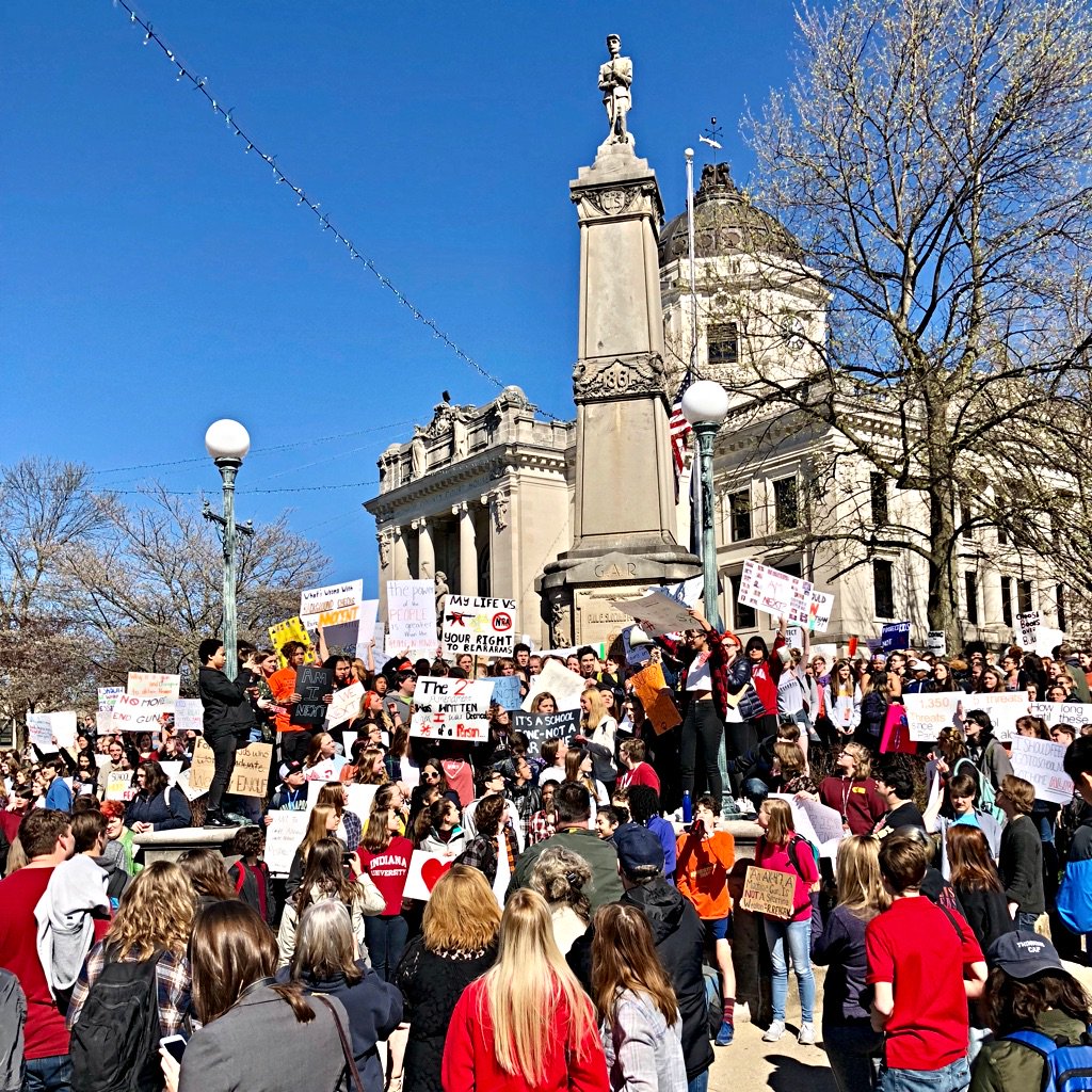 Inspiring students in Bloomington participating in the national demonstrations. Since the Columbine tragedy in 1999, more than 187k students attending at least 193 schools have experienced a shooting on campus during school hours.
#nationalschoolwalkout