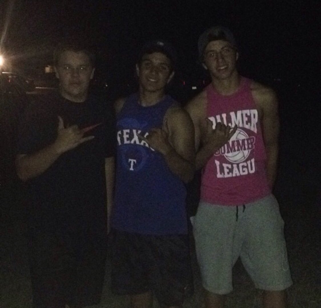 caleb_willis_12's tweet photo. Happy birthday brother, you’ve had my back since day one so I hope you know ole Willis will always have yours. Much love homie https://t.co/huVXmCft73