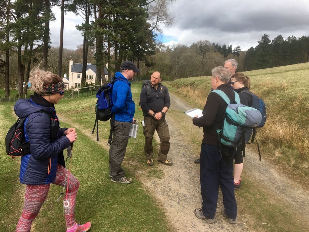 AndyPandyHart's tweet photo. Great day two of @OPScotland1 lowland leader training. Candidates had great weather for the last day :-) @MtnTrngScotland @MtnTraining @ColumbaSchool @GlasgowsDofE @OrdnanceSurvey #iamdofe #getoutdoors https://t.co/XsmTywRXhW