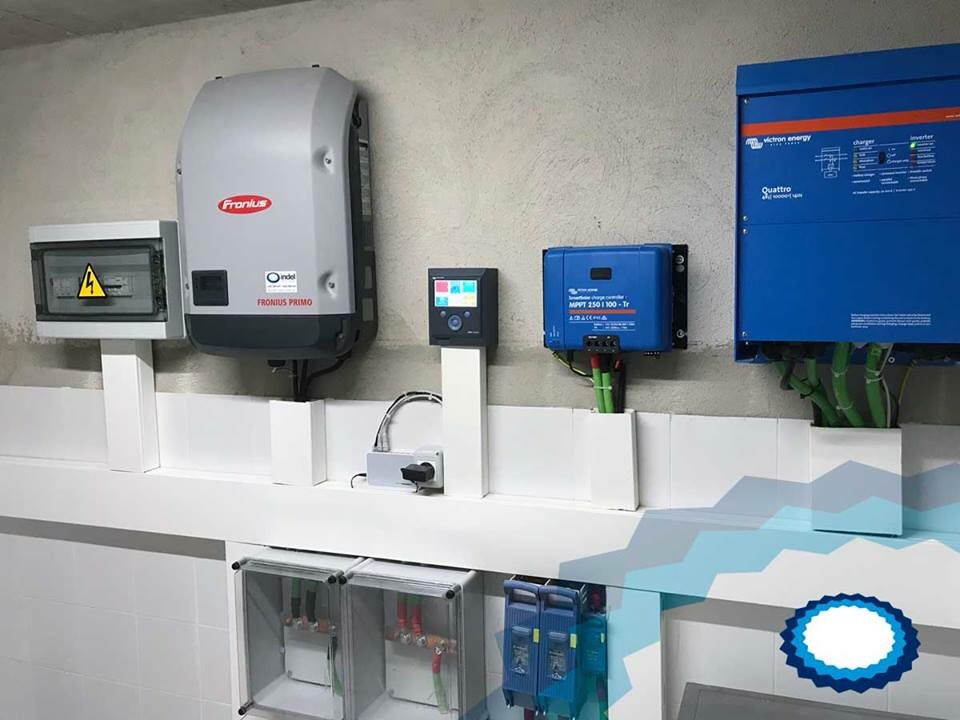 i_indel's tweet photo. Instal.lació #fotovoltaïca 🌞 per #Autoconsum amb #BateriesdeLiti🔋🔋 #BYD.
Finalitzem i entreguem aquesta instal.lació de 9,45kW per produir 15000 kWh / any d’ #energiarenovable per l’#Autoconsum energètic en una finca aillada de la xarxa de distribució elèctrica . https://t.co/hsXPH3kluq