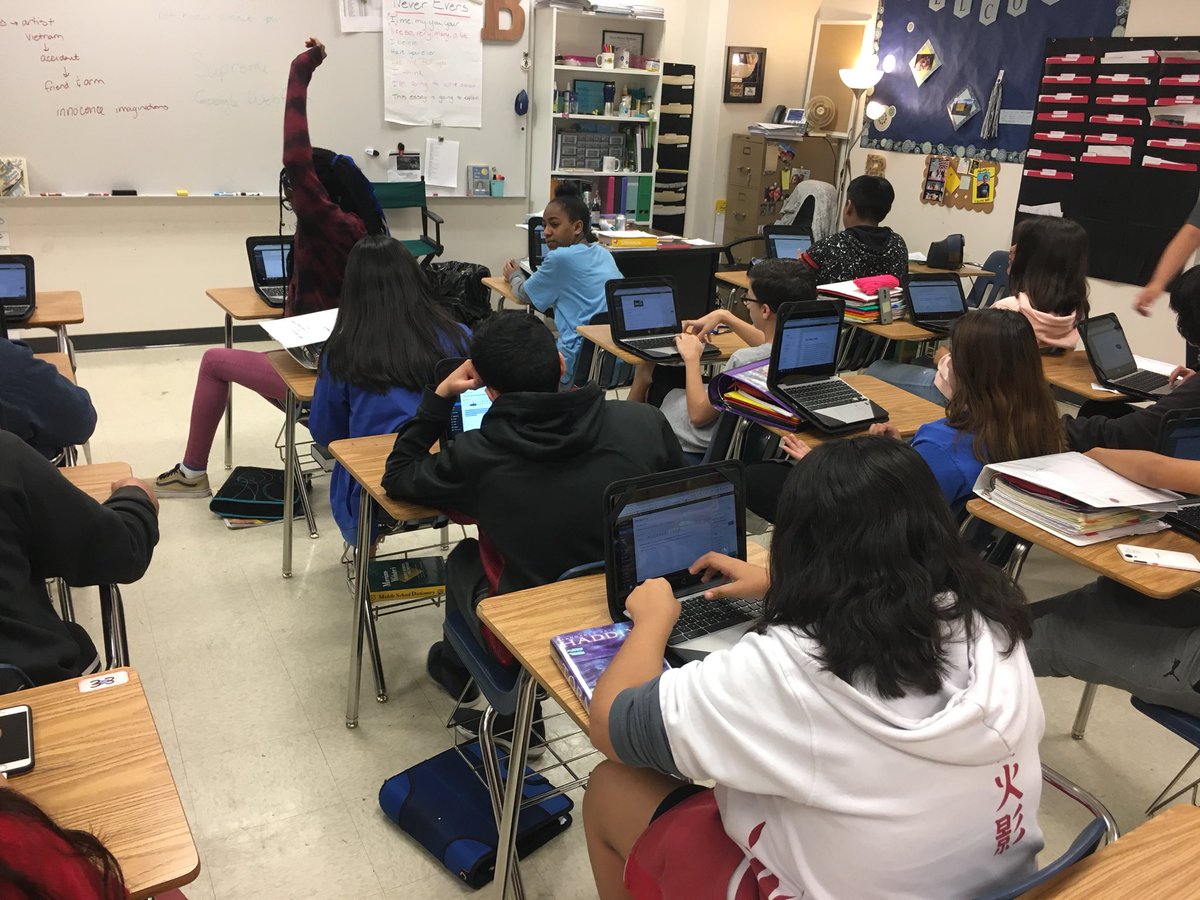 MrsAmelang's tweet photo. @Juliebrada is giving her Ss a voice by creating a class blog! Ss are excited to write and share their opinions! Today they wrote a haiku for #nationalhaikuday #parkhillpowersup #Risdgreatness #DLPCoaching https://t.co/t8w3zgicL4