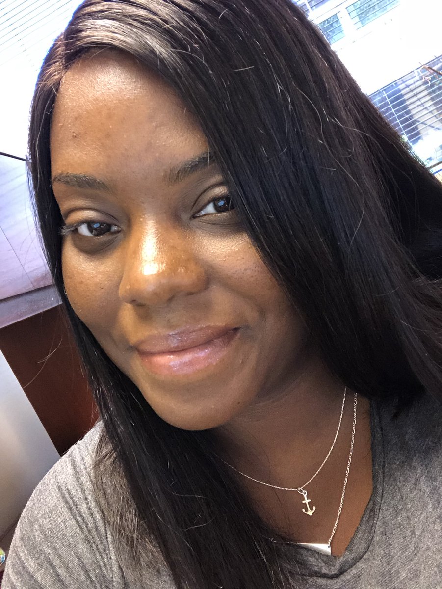 JahRenee's tweet photo. #FineWomenFriday fupa and all smiles..😆 just happy it’s Friday! ☀️ #corporateratchet #justfortwitter https://t.co/JV1VaXqoCw