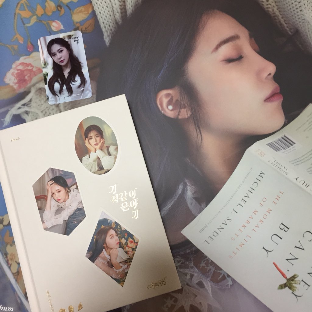Wbom_930813's tweet photo. 드디어 ㅠㅠㅠㅠㅠ 💓💓
#에이핑크 #기적같은이야기
#에이핑크_7년의_기적같은_이야기
#에이핑크_7주년_기적같은_이야기
#SevenSpringsofApink https://t.co/tmp1CwAL2n
