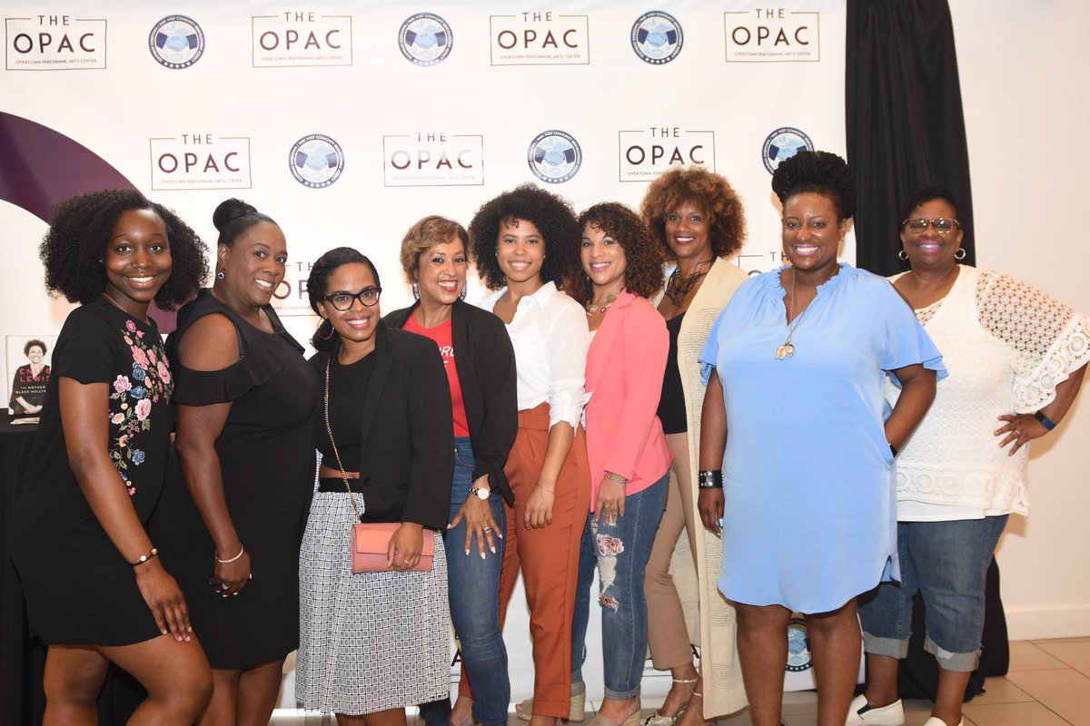 prplmiami's tweet photo. #FlashBlackFriday To a wonderful time at @OvertownPAC for the South Florida Dream Book Tour ftg. โ#TheMotherofBlackHollywood,โ @JeniferLewis!
#PrPlMiami #marketinginmiami #SouthFlDreamTour #SFLBookTour2018 #SouthFloridaBookTour #TheOPAC #JeniferLewis #booktour #inthesestreets https://t.co/qyK902L7pp