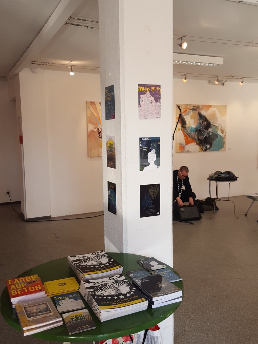 Heute Abend Lesung in München! MissKreatiEva liest aus »Die Neunte Dimension« im Farbenladen des Feierwerks. Spontane Gäste sehr willkommen, ab 19.30 Uhr geht's los.