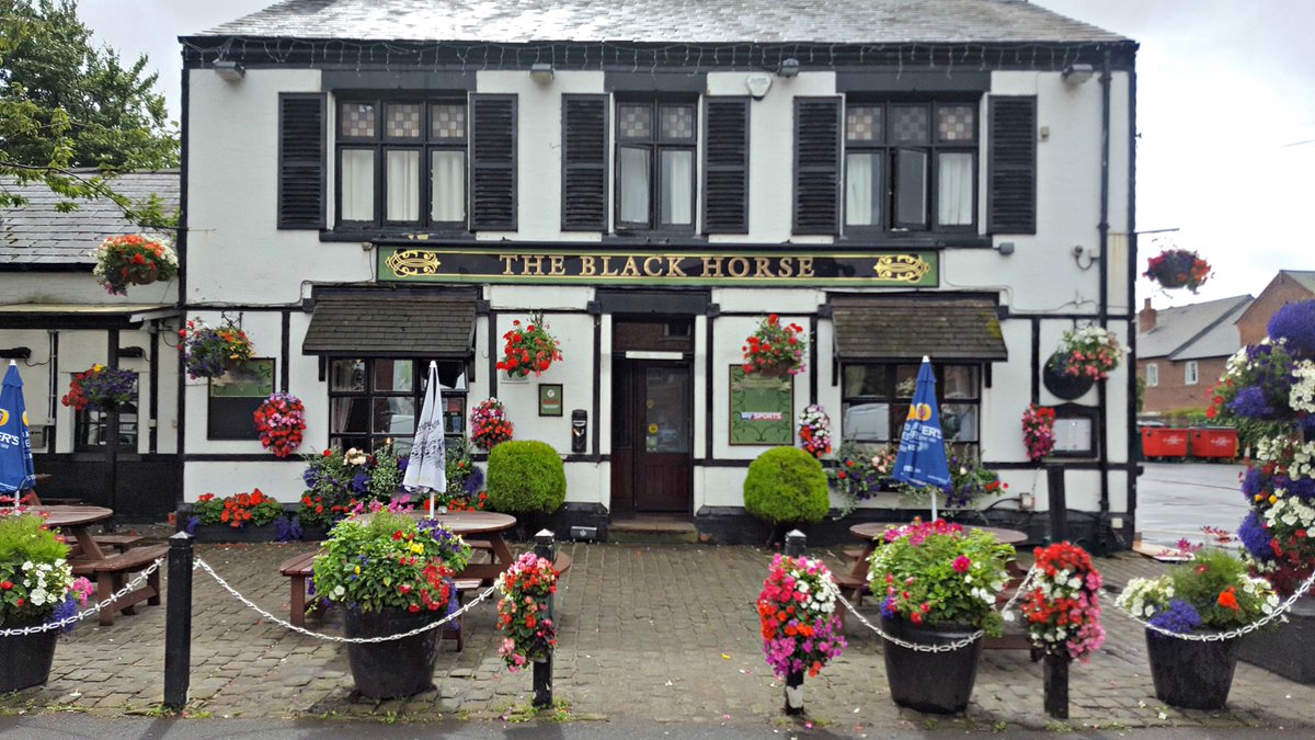 CrostonTogether's tweet photo. Croston in Bloomers are Heading to the Black Horse tonight to watch BBC2 Croston in Bloom Programme. Come join us for a drink 6:30pm https://t.co/1mCBlZGfzp