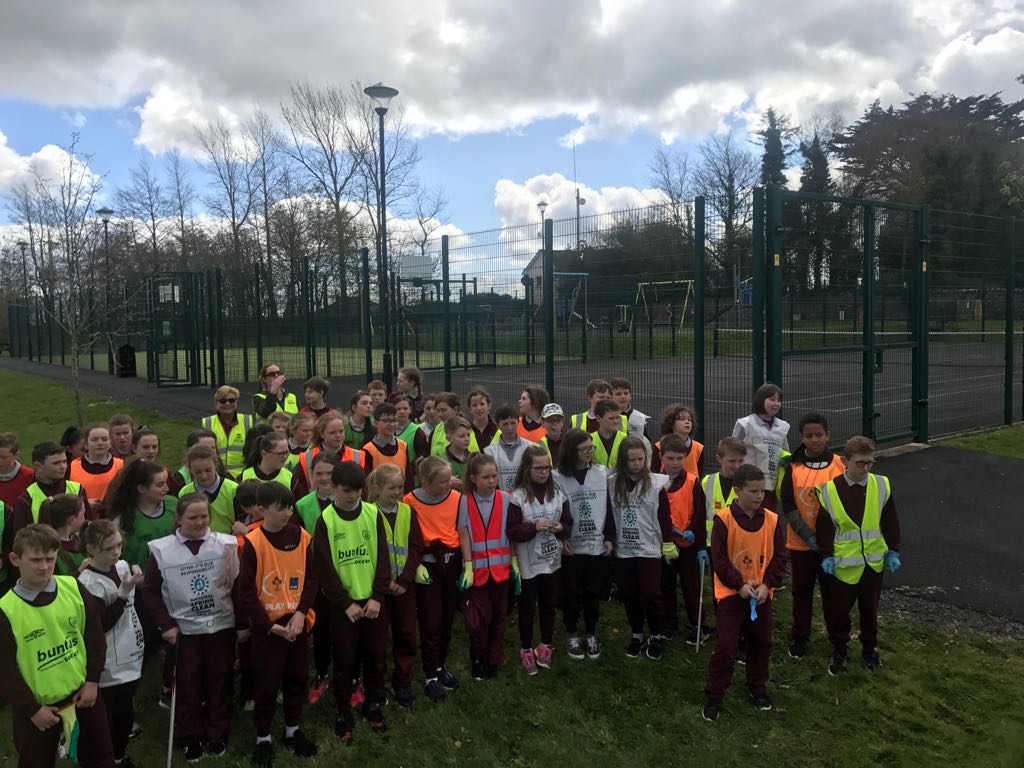 Mid West Radio tweet media