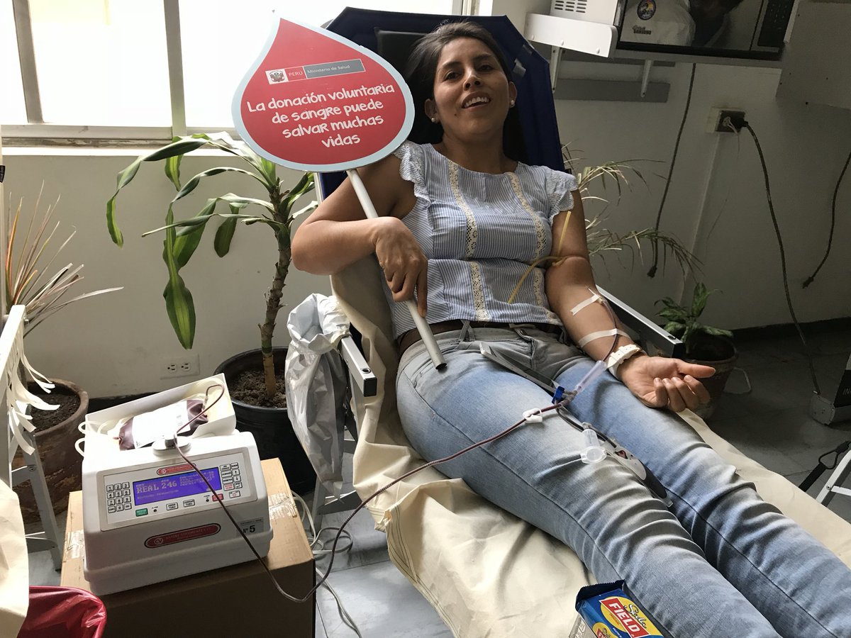 hospitalloayza's tweet photo. #AHORA personal del @Mimp_Peru participa en Campaña de Donación de Sangre para los pacientes del @hospitalloayza https://t.co/rOTHLVKVPX