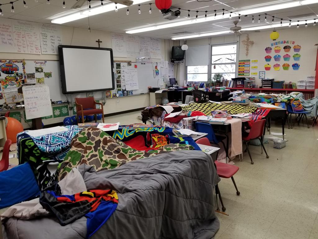 acsmu1's tweet photo. @acs2H This is very intriguing! Would love to be a fly on the wall in your 2nd grade class! https://t.co/a8OBl86qxR