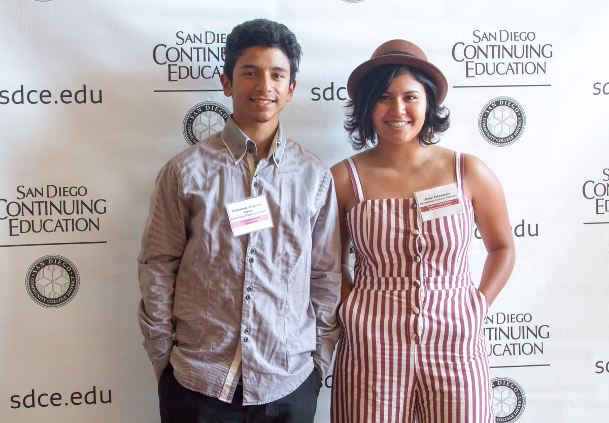 SDCCEEDU's tweet photo. SDCE 10th Annual Scholarship and Awards Event Gallery: https://t.co/tBBR1ntGCZ https://t.co/wpHzCHf2On