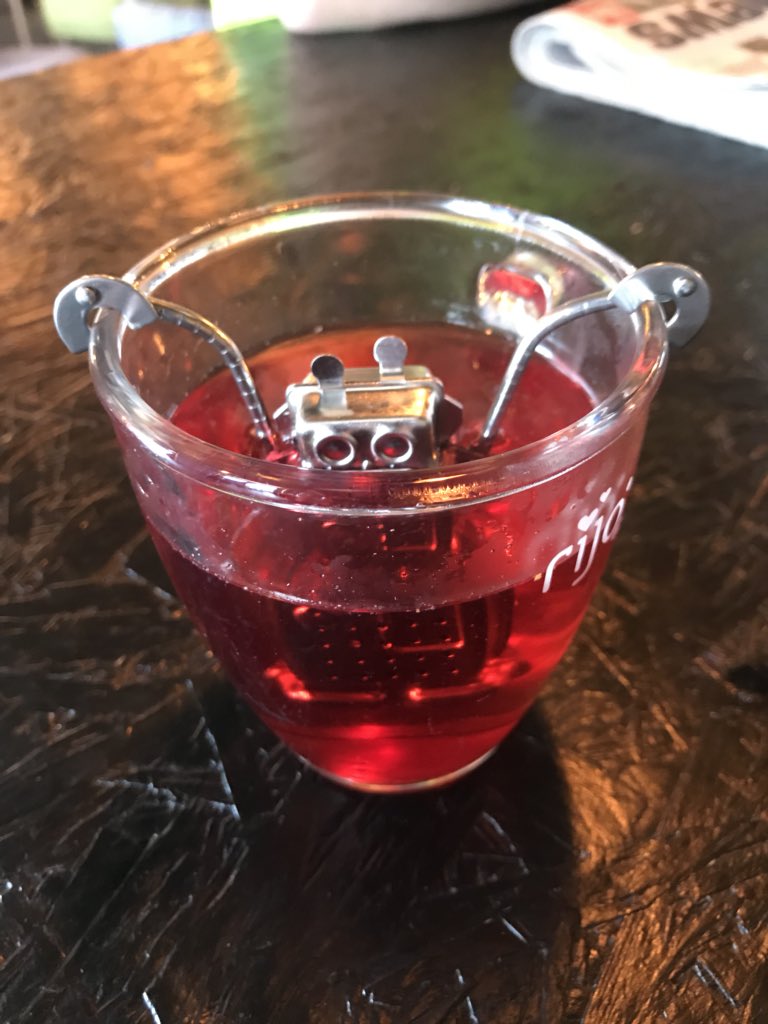 sopwithveterans's tweet photo. Love #tea ?? ... come and let our little friends here steep you the perfect brew from the exclusive @TeaFromTheManor !!... try our Red Berry or Lemon and Ginger tea steeped cold as a refreshing summer drink ☕️ #TeamVG #VGLounge 🇬🇧 https://t.co/onrC9qB8vs