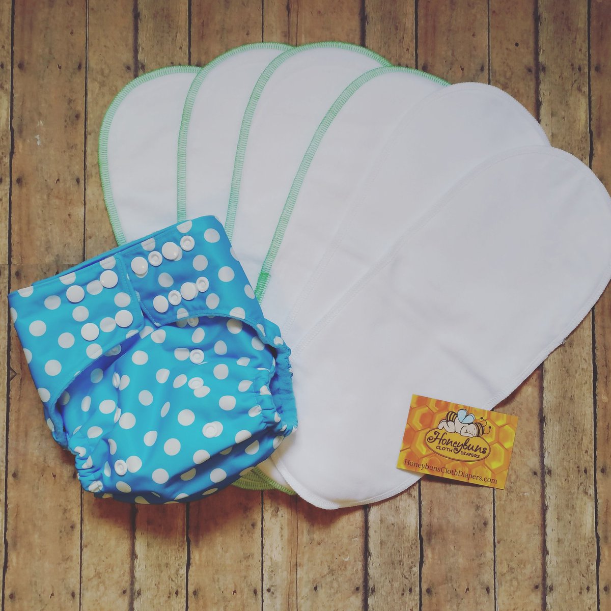 babywingnut85's tweet photo. FLUFF MAIL!!! I took advantage of @honeybunsclothdiaper spring sale they are having right now and got Anahi a new diaper and some extra inserts for her other Honey Buns diapers. The sale ends on April 27 so go take advantage! 
#honeybuns #clothdiapers #fluffmail https://t.co/hVclmkHpeM