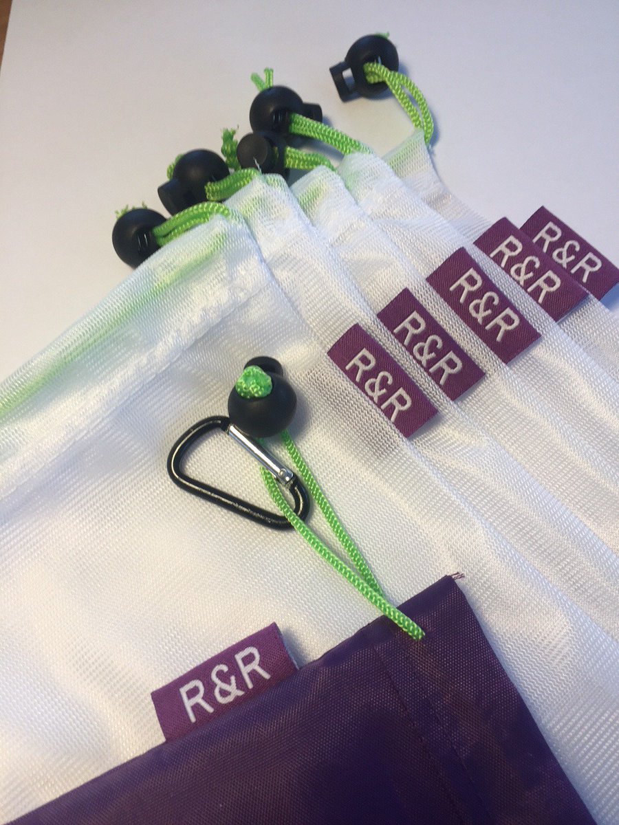 refuseandreuse's tweet image. Sunday 22nd April 2018 is the 48th Earth Day. This year&apos;s focus is &quot;End Plastic Pollution&quot;. Stop using single use plastic bags for your fruit and veg shoipping and buy 5 reusable bags made from plastic bottles in a carry pouch for £10 at goo.gl/8VJ4HL. #refuseandreuse