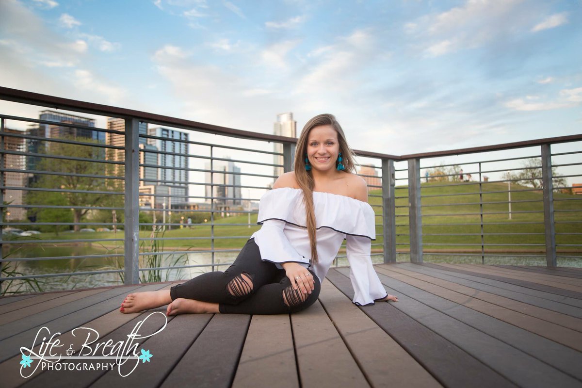 LifeandBreathTX's tweet photo. Torrey is a sweet &amp; sassy, volleyball playin’, big city girl who happens to live in a small town!  Sure had fun with her!!  @TorreyRose5 https://t.co/VPuGp53f3o