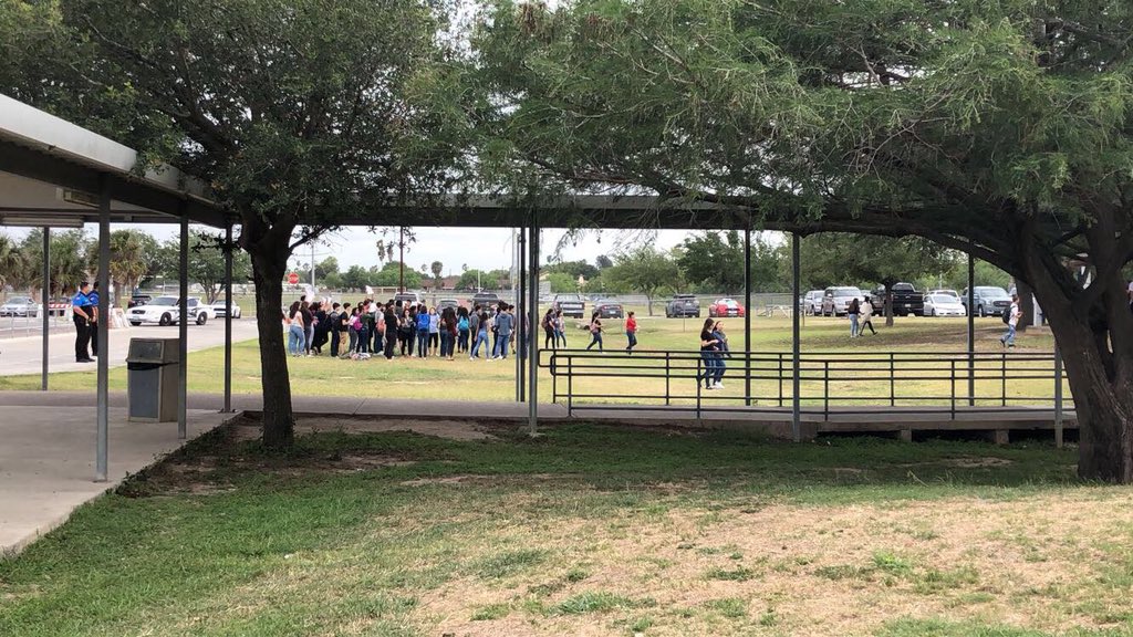 It heartwarming seeing people stand for what they believe in.
To make sure no more kids are scared to to go school, we stand.
We stand for the victims who can’t stand anymore.
For the country who has lost its heart, we stand to get back.
We are the future.
#NationalWalkoutDay