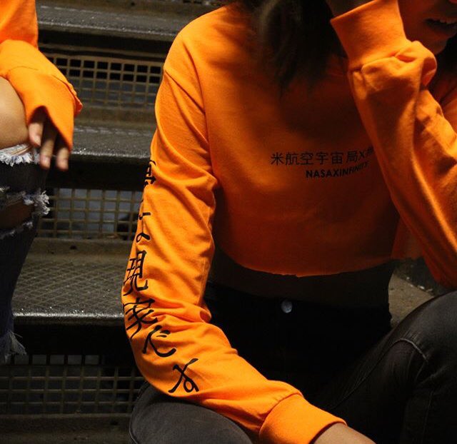 OGPrinceCharles's tweet photo. 🚨 SHOP NOW 🚨
🕊Link https://t.co/YMVvPTcFWb 🕊
👚: @infinityxapparel 🍊 Nasaxinfinity Long sleeve logo crop top 🔥AVAILABLE NOW🔥
Model: @hailey.lainee #womenswear #womensclothing #nasaxinfinity #kod #jcole #dreamsarereality #staymotivated #jcole #staypositive #1211 #newyork https://t.co/lTXwnEgIpD