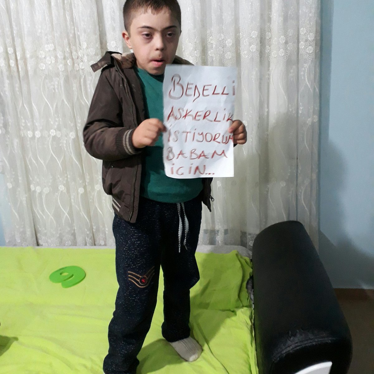 <a href="/KmlttinYlmztkn/">Kemalettin YILMAZTEKİN</a> 
Sayın vekilim bizim magduriyetimiz ortada 3 milyon genç ve 6 milyon aile #BedelliAskerlik çözüm bekliyor.
Oğlum çok hasta.