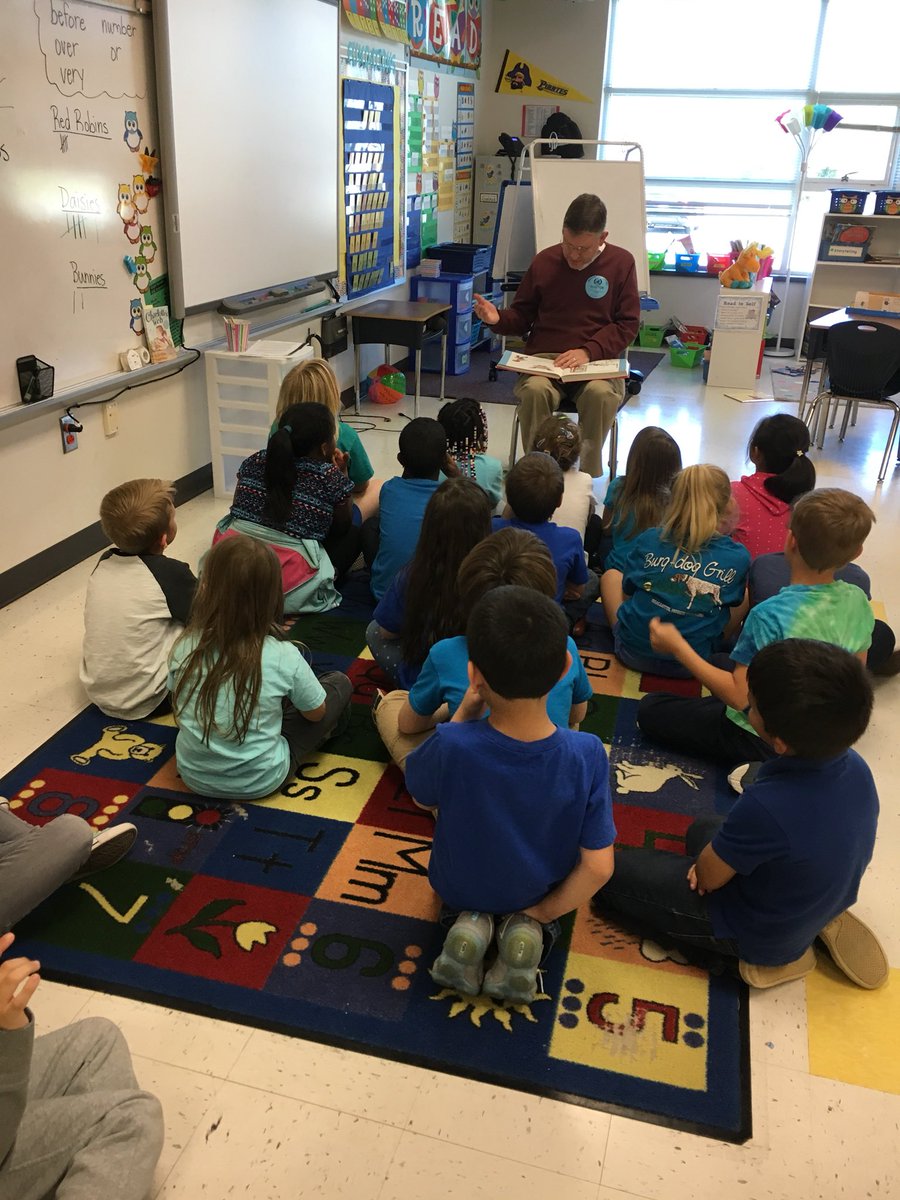 a_cassaday's tweet photo. Thank you Dr. Byrd for being our mystery reader today! We loved it! #ElonEd https://t.co/7JlSNNuRsC