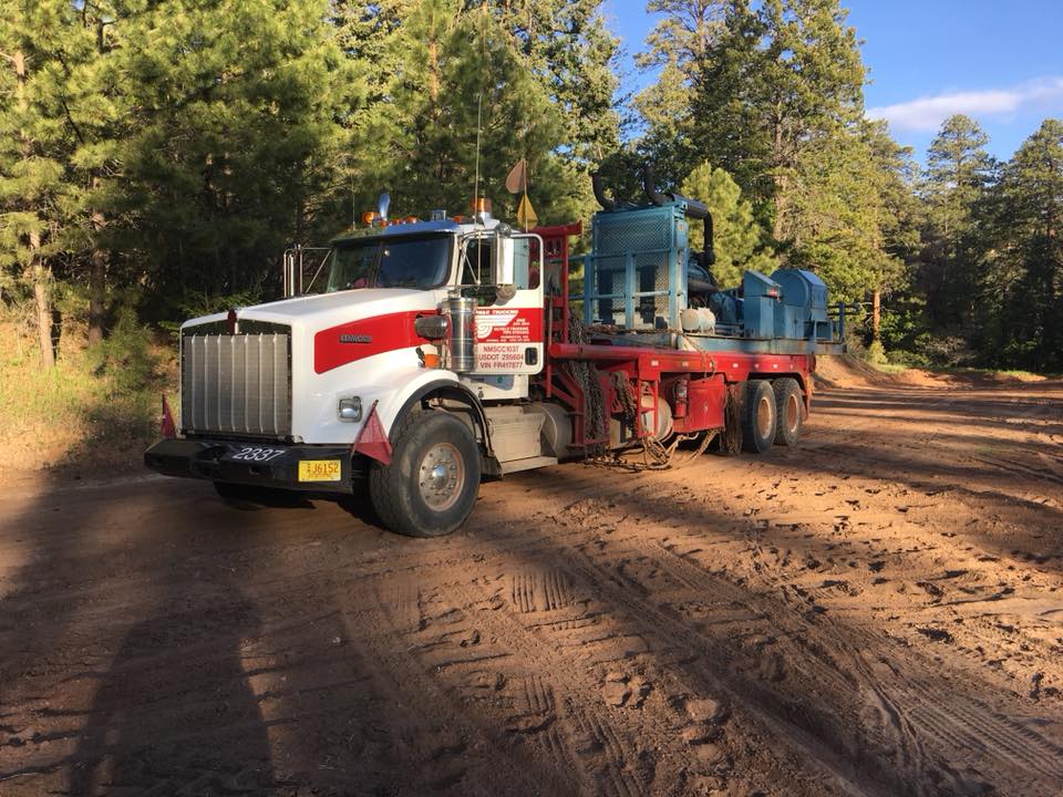 raneyschrome's tweet photo. Do you like taking your truck off road and getting a little mud on the tires or do you prefer to keep it on the highways and as clean as possible? #trucking #cleanordirty #funfriday https://t.co/GbzdbhT7Zm