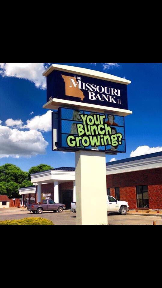 Impact4800's tweet photo. Custom Signs - Built in America’s Heartland - Sold Nationwide https://t.co/S986SnCx98 #FactoryDirectPricing #AnySignAnywhere https://t.co/Bm2vL1qF5O