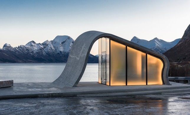 amhaunted's tweet photo. #Uredd - world's most elegant public toilet in Norway https://t.co/A7Q7neZMTA https://t.co/LBSywsUvkq
