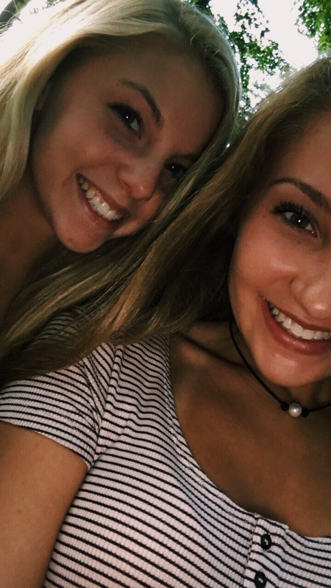 maddyhumbach's tweet photo. Happy cake day dani!!!!! @danistevens10 !!!! i hope today is as amazing as you are!!! miss you like crazy #guru4ever ππππ https://t.co/4PQ9Y1GQCP