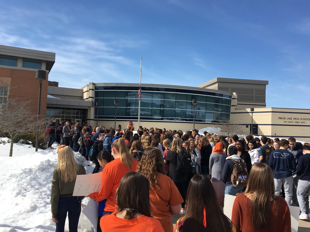 ProjctIRemember's tweet photo. Thank you to everyone who participated in #NationalSchoolWalkoutDay at PLHS and around the nation!  We are change. https://t.co/jgBspsbKHz