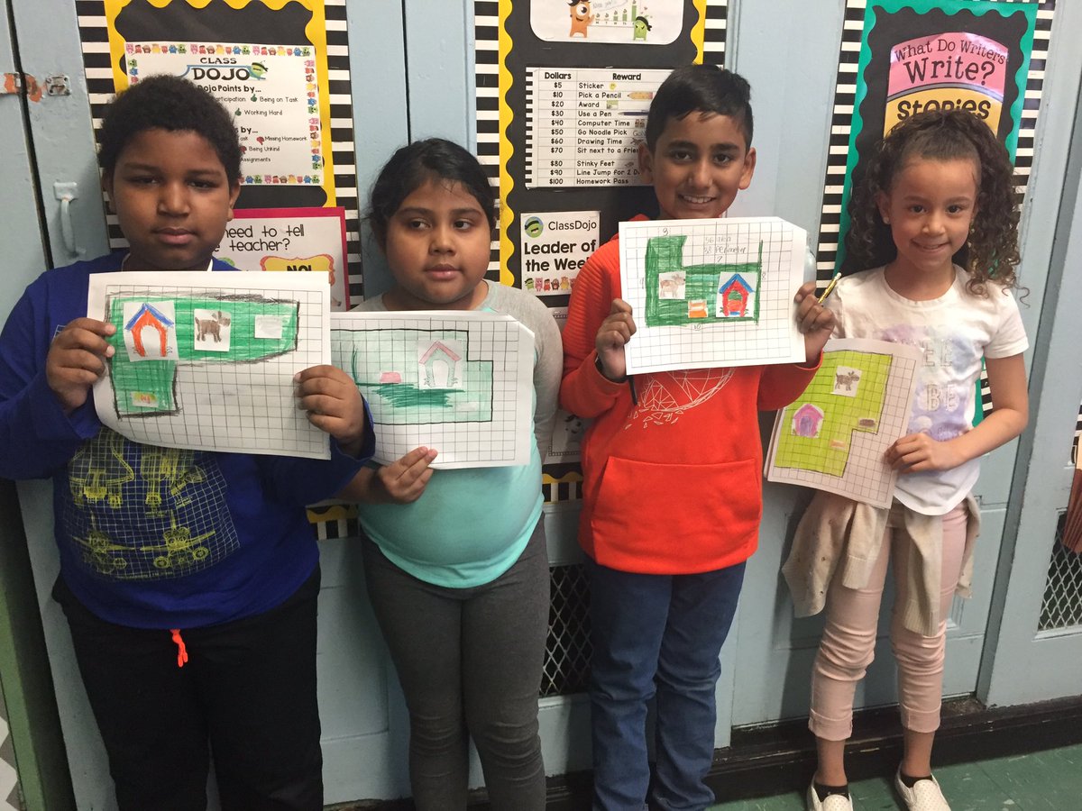 2ndGradeJKO's tweet image. Happy Area and Perimeter Day! Class 202 designed their own dog yards. They then found the area and perimeter of the yards. #areaandperimeter #mathisfun #class202 #2ndgrade @PS66JKO