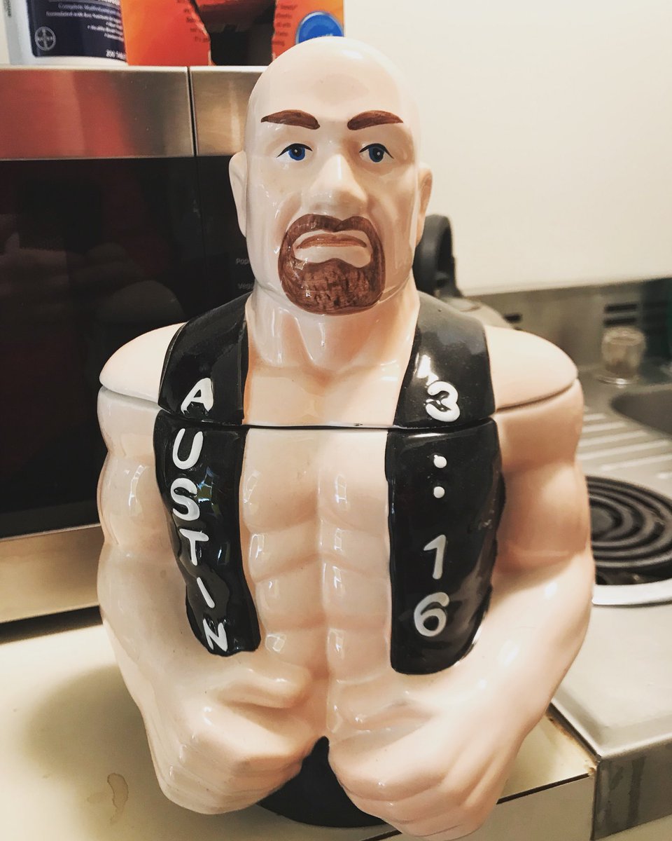 HuntsterDC's tweet photo. It’s not just any Friday, it’s a #StoneColdFriday https://t.co/qpYZ9CpOdo
