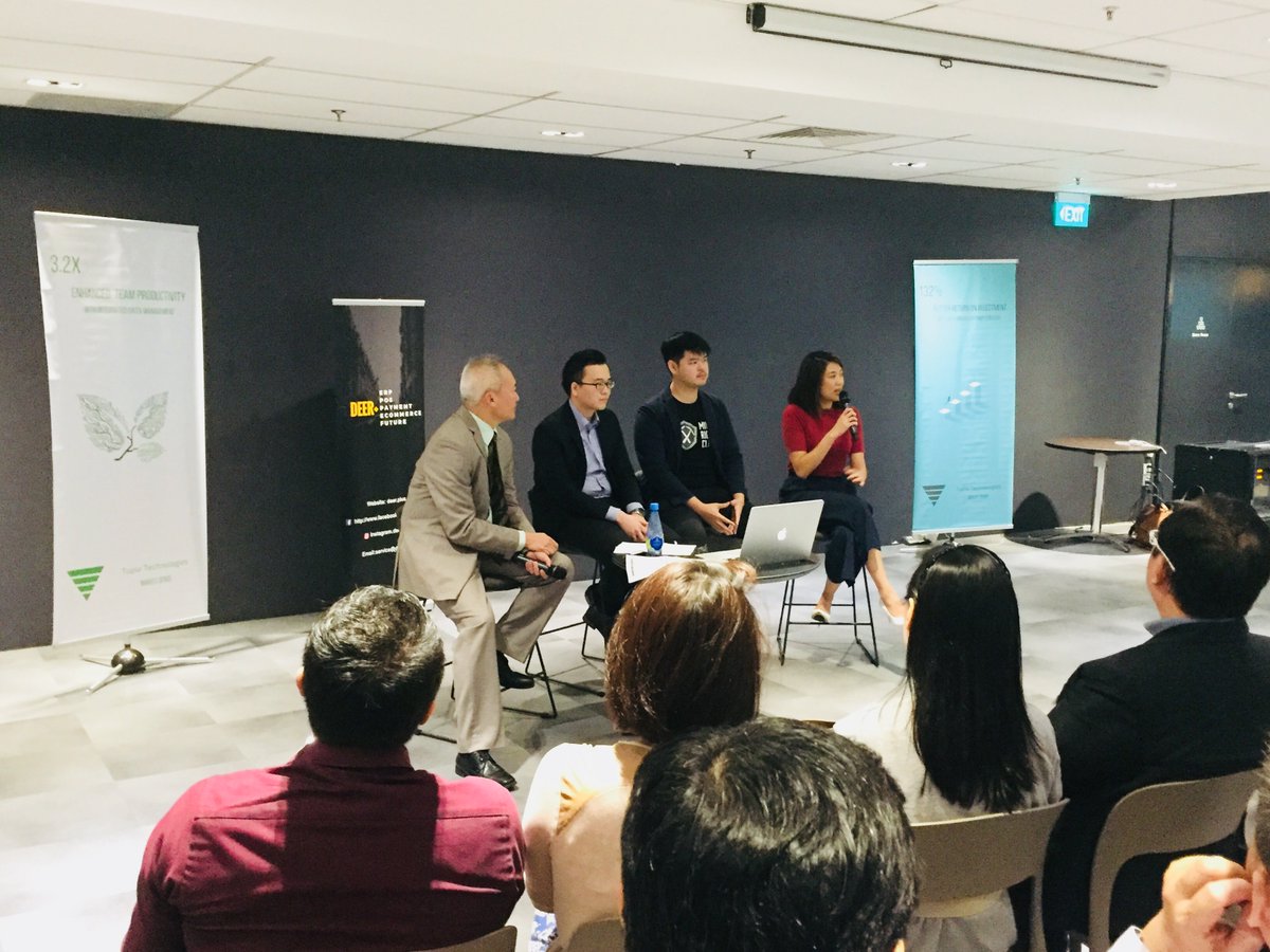 CarbonGrid's tweet photo. It's a wrap for this week! The team was at The Future of Blockchain yesterday. It was a full-house and it was fun chatting alongside Mining Rig Club in Singapore about the controversies of the environment and various blockchain networks. https://t.co/1fUQ8g56RB