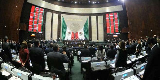 cronicasdelrumb's tweet photo. CRONICAS DEL RUMBO 
Desde el congreso de Tabasco se presentó la iniciativa para eliminar el fuero: JAVA
https://t.co/0g1Vdr64YV https://t.co/RGZlj3mijc