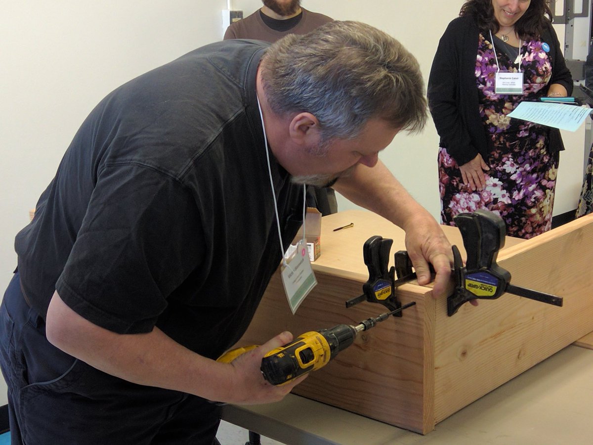 CSD31SI's tweet photo. Hands-on Building a Garden 
-
#inspireD31 
#GardenSummit https://t.co/46djRnBjwu