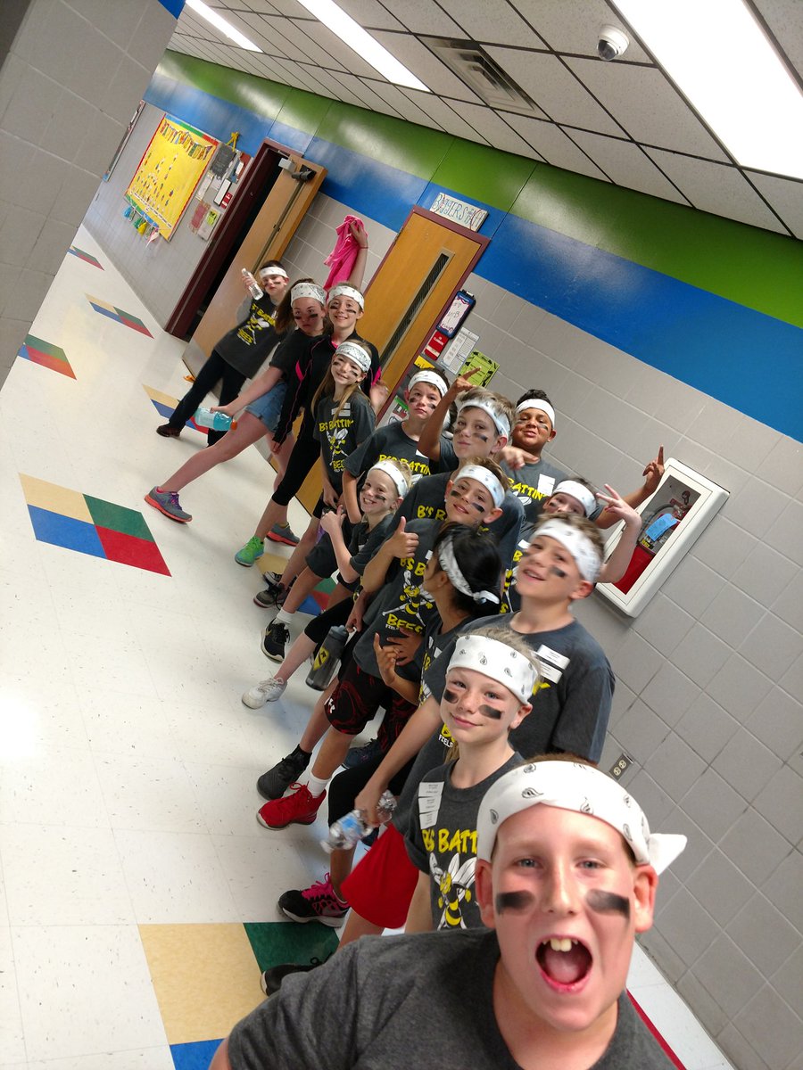 jbiggerstaff4's tweet photo. We are Field Day ready @DavisElemRCISD! #fieldday2018 https://t.co/V2dloa8BRa