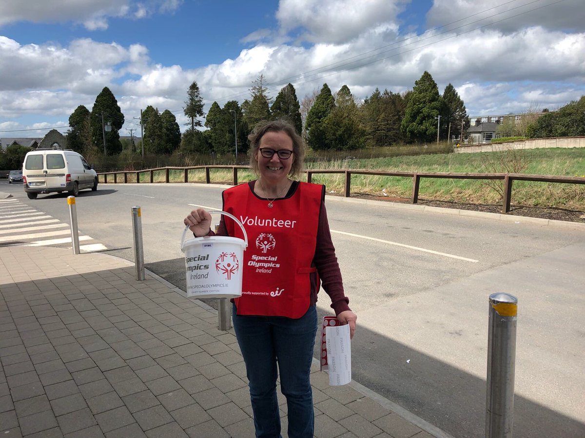 TrionaH27's tweet photo. Well done to all the volunteers today in Kildare Town @SOLeinster #PlayYourPart #NationalCollectionDay #TeamLeinster https://t.co/yChW59I8to
