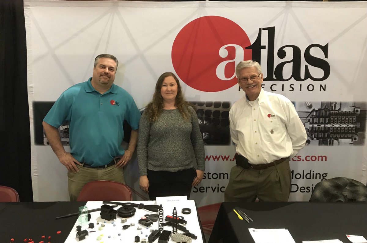 atlasprecision's tweet photo. Look who stopped by the Career Fair to apply? #RockStar #JohannFanClub #AtlasPrecision #Atlas https://t.co/rPOlqPN85D