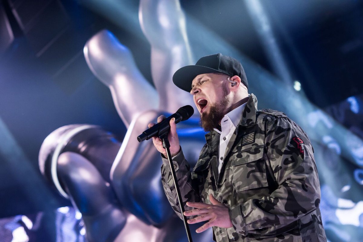 Jerkka käynnisti #TVOF-finaalin ASENTEELLA!! 🔥🔥🔥 Äänestyslinjat ovat auki, muista äänestää omaa suosikkiasi! 👊ruutu.fi/video/3222769 #tvofredrama