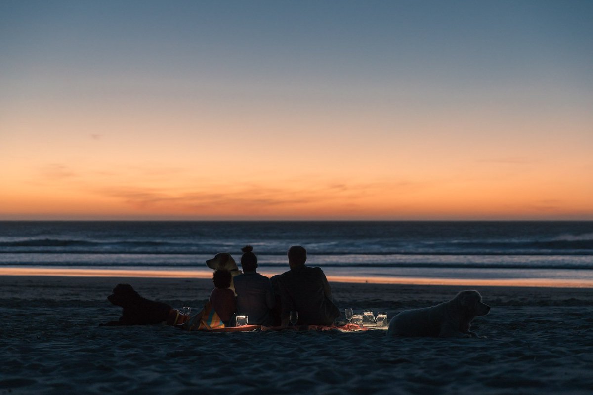 Who’s looking forward to warmer weather and a weekend at the beach with family &amp; friends?  Bring along a Sonnenglas or two.  Take your time and enjoy the moment!
Our solar-powered lanterns will guide you home after dark.