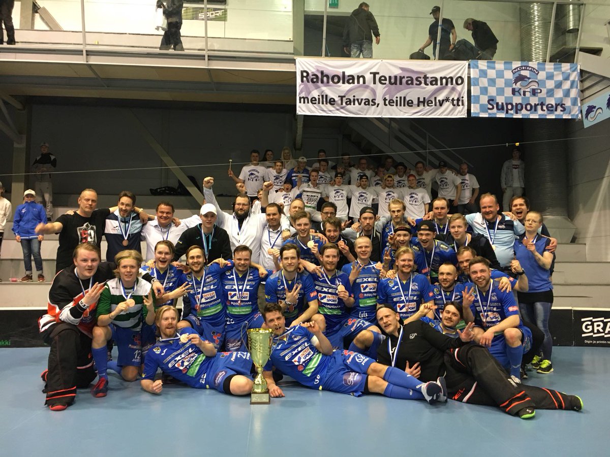 Salibandyliigan pronssiottelu Nokian KrP–Westend Indians 5-4 (Laakso N 2+1, Johansson N 2+0, Föhr I 1+1, Kainulainen I 0+2, Nokian KrP:n ensimmäinen liigamitali!) #salibandy #nokia