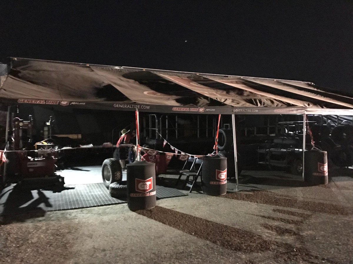 BoogeyLights's tweet photo. Before and after ➡️ #boogeylights installation by @TheRVLoft for @GeneralTire ⚡💡 #boogeylightscustom #generaltire #thervloft #rulethenite https://t.co/9yvU2uGE3S