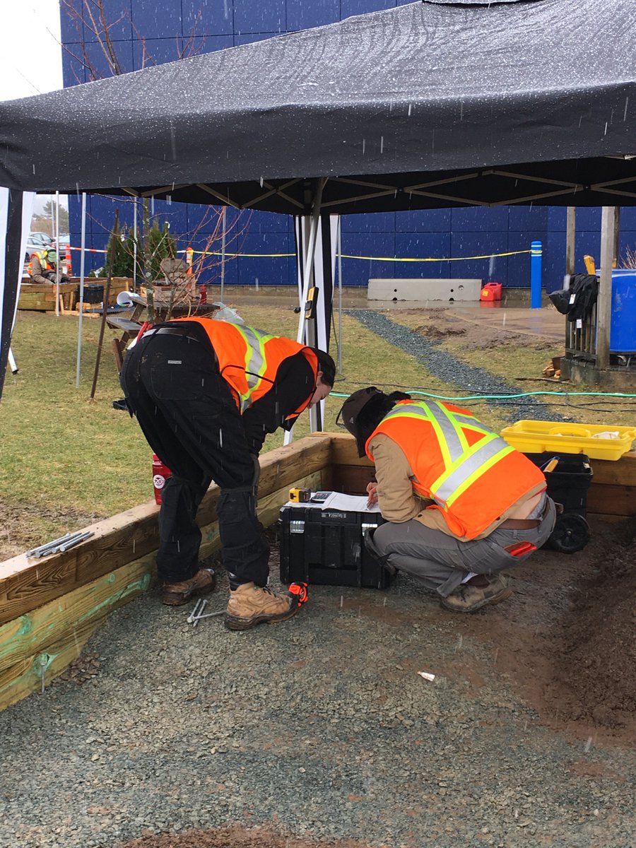 Skills_NS's tweet photo. Dirt don’t hurt these Competitors! This is the first year Landscape Gardening has been on display at an HRM location, and we are loving it! Big blooming thanks to @ShawBrickStone @HomeDepotCanada @TheStoneDepot1 #SkillsComp2018 #LandscapeGardening https://t.co/FcFAERPaLN
