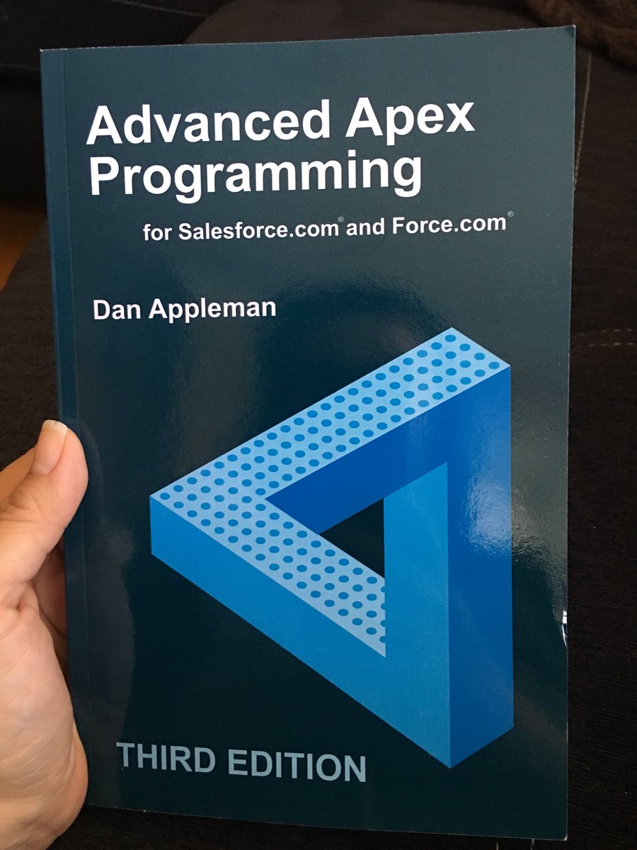 blancavleon's tweet image. Special lunchtime delivery... about to crack it open and dive into reading. @danappleman Advanced Apex Programming @WWDUG @RADWomenCode #ApexCode #100DaysOfCode