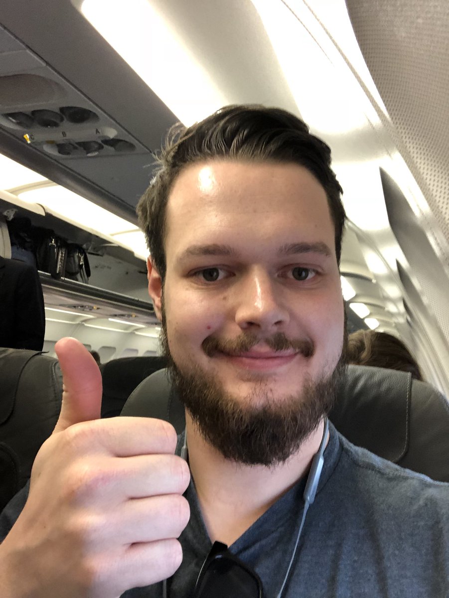 Caught my second time thanks to it being delayed 🤷‍♂️ in German I think this would qualify as "Glück im Unglück" 😄 I can't wait to see so many people from <a href="/OnesieJS/">OnesieJS</a> in one place over the next few days!
We have a few spare onesies for people who want to join during <a href="/jsunconf/">JSUnconf</a>