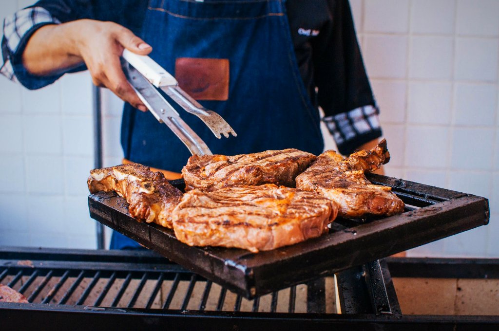 MaverickCooking's tweet photo. Are you #CookingWithMaverick tonight? We can’t wait to see what you whip up! https://t.co/VVwvAzvvfT