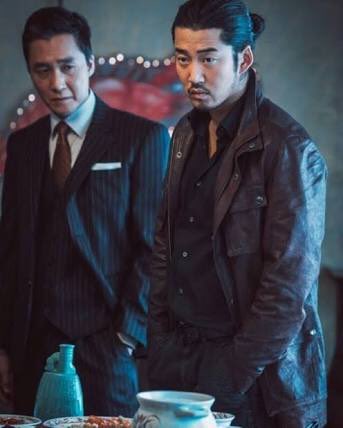 Hatsue Tsuda 犯罪都市 中国ヤクザのボスを演じたユン ゲサンは初めて観たのだけど 瑛太 新井浩文 平山浩行 3 でワイルド系 これまでのイケてる韓国俳優の誰にも似てない感じ これからの出演作も追っていきたくなった T Co