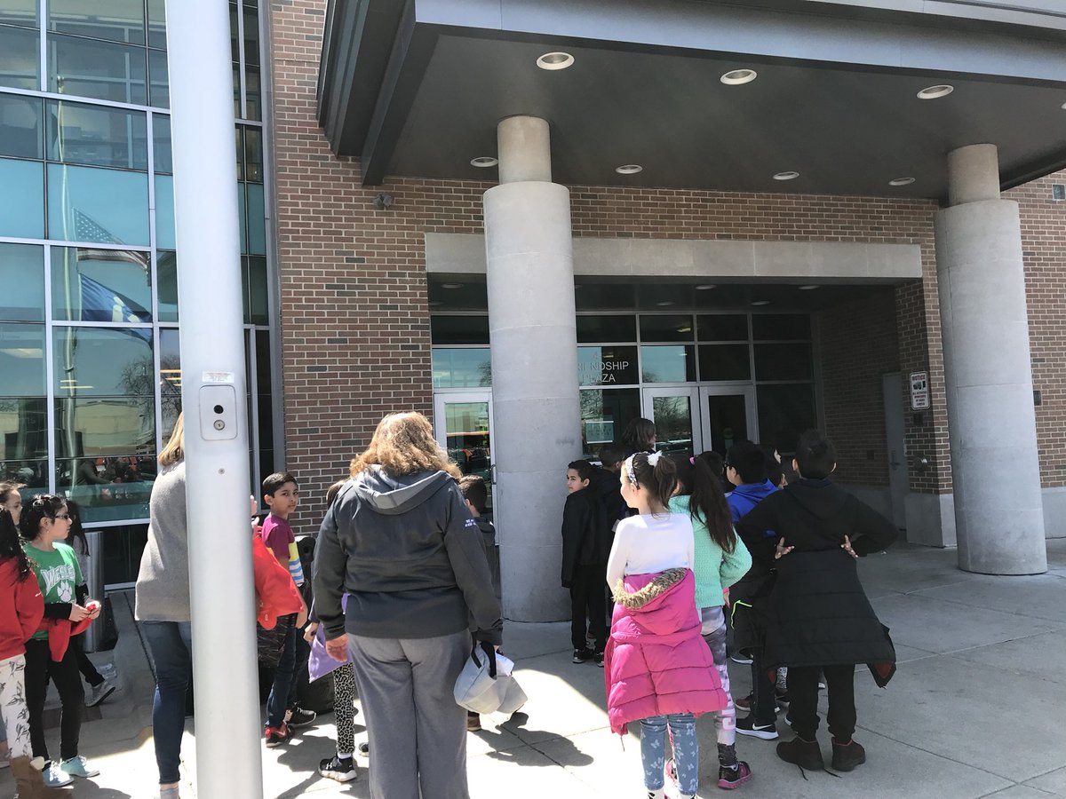 AddisonSD4's tweet photo. Wesleyโs School 3rd graders are visiting Addison Historical Museum, Village Hall, and the Library todayโโlocal learning at its best! #AD4ALL https://t.co/ibO6XzsyvF