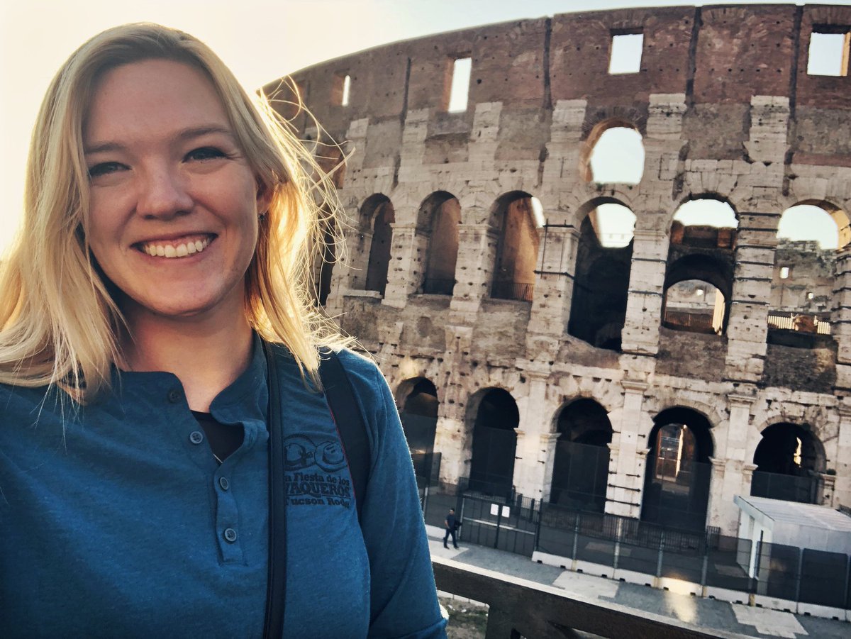 MichelleFloyd13's tweet photo. One minute at my hotel, the next the Coliseum canโt wait to explore this great city tomorrow ๐ฎ๐น โค๏ธ #Rome #offweekends https://t.co/8UwXK7jjSk