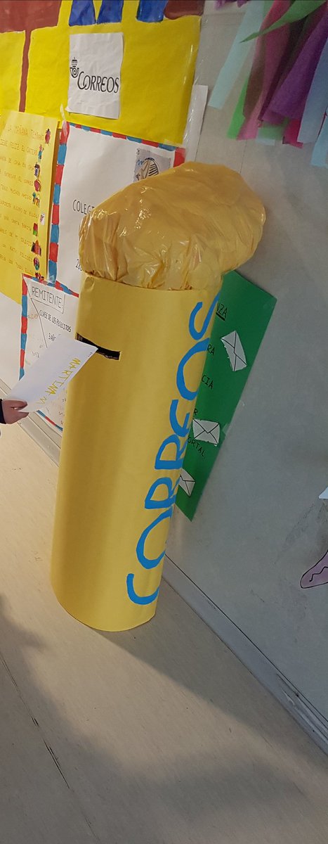 TeacherSandraHB's tweet photo. I'm going to send a letter... 🎼🎶🎵in the letterbox!!! #3yrs #monkeysclass #jellyfishclass #englishisfun @HBSTORREJON https://t.co/XtdioDPF5N