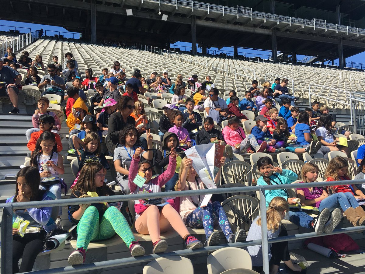 CruzinInKinder's tweet photo. Third grade environmentalists watching @shell_ecomar at Sonoma Raceway #shellecomarathon @LomaVerdeBears #earthday https://t.co/UcKe9p5jw9